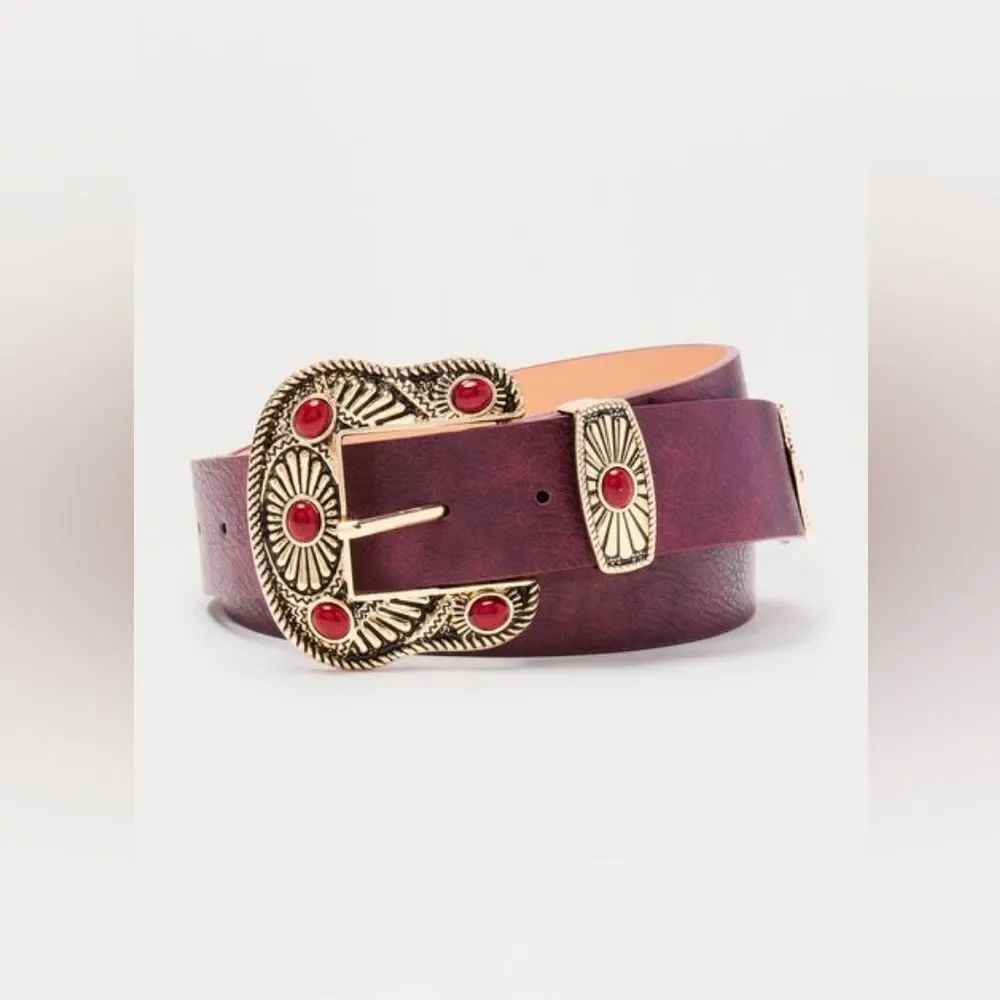 Desert RisingโWomen's Faux Leather Burgundy Belt Size OS Length 44in